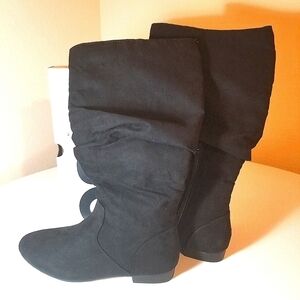 SO Goods for Life Boots